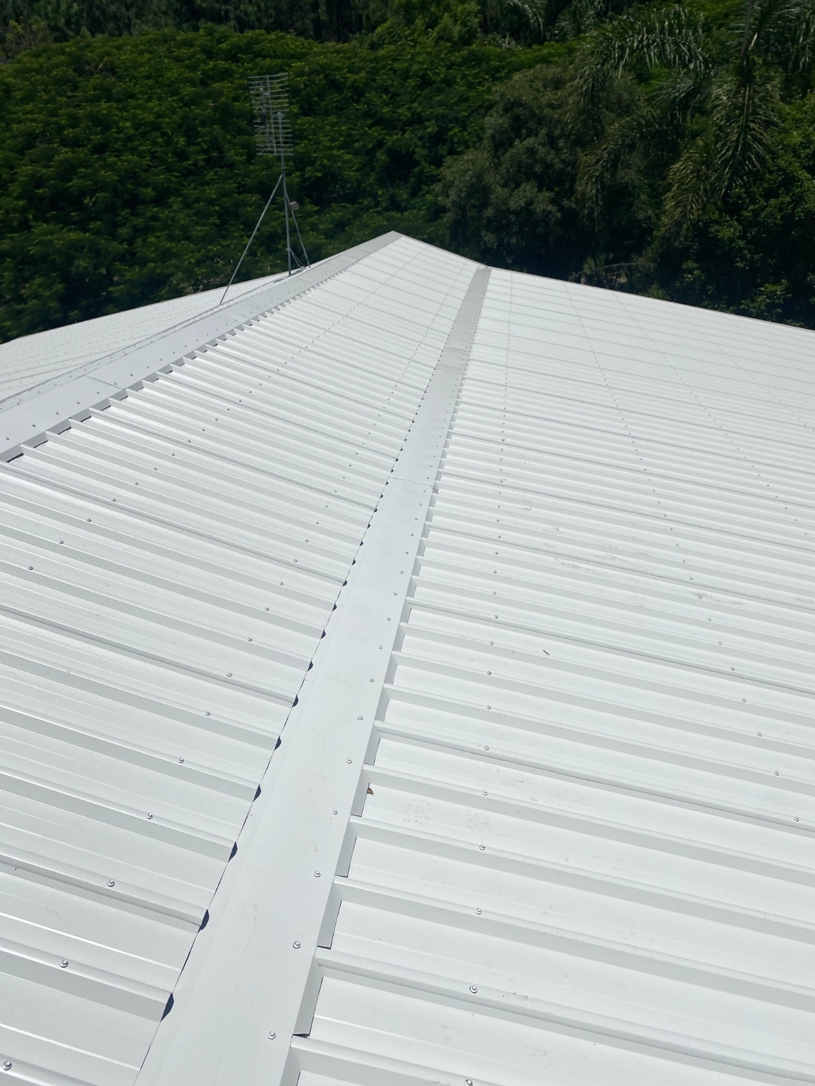 white colorbond steel roofing details
